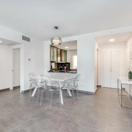 Апартаменты By Riva - Incredible, Stylish 2 Bedroom In Puerto Banus Gardens Марбелья